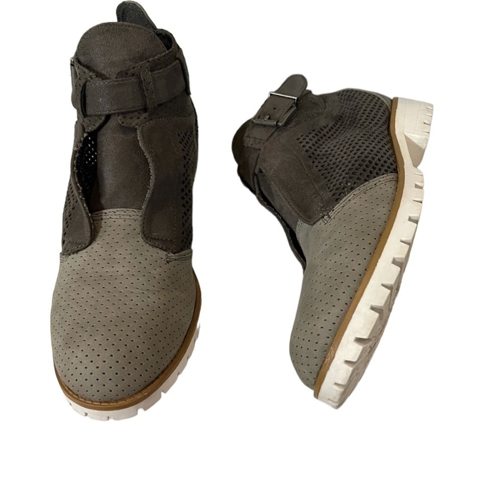 Matisse Grey Cut Out Neutral Leather Booties